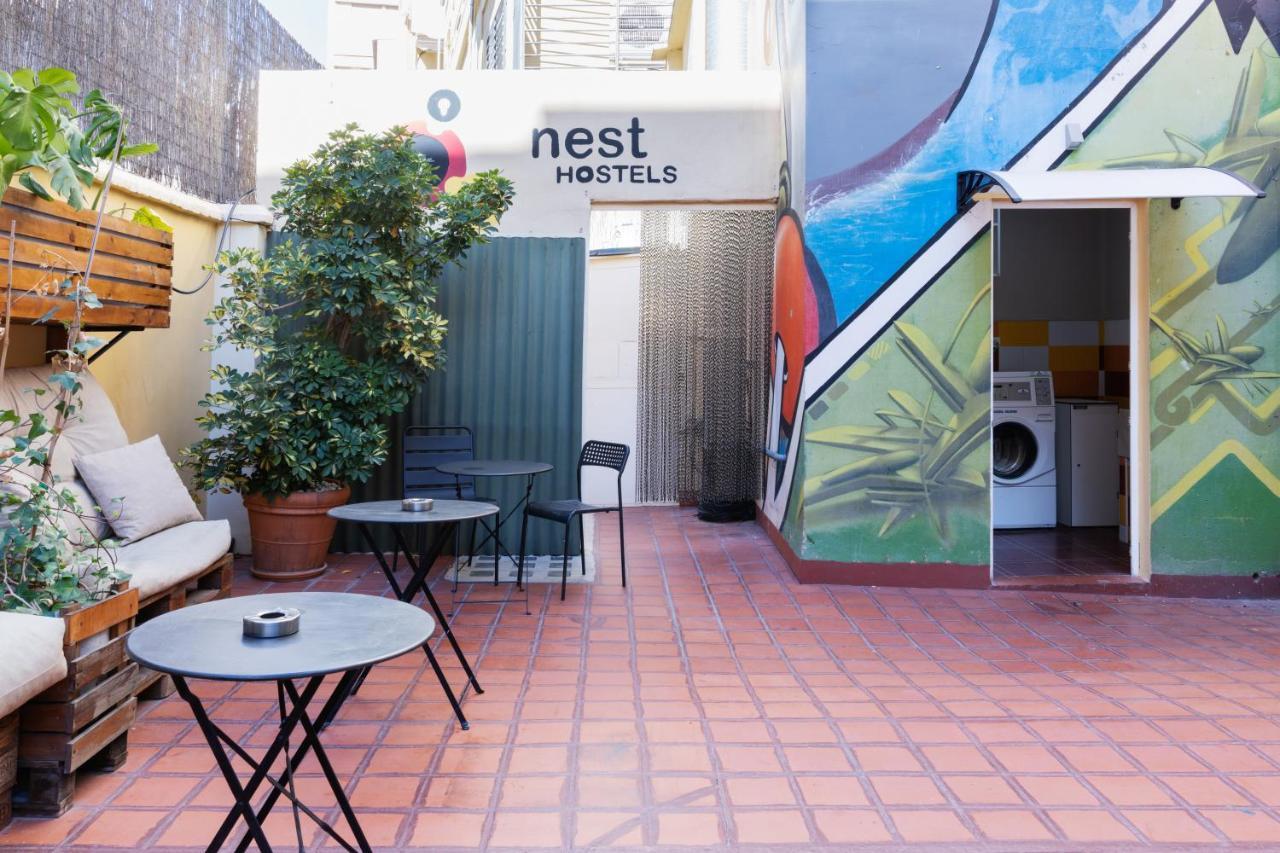 Purple Nest Hostel Valencia Exterior photo